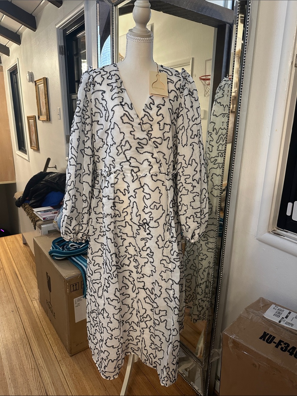 STINE GOYA White Dress with Black Abstract Outline NWT
